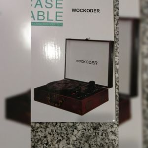 Wockoder Briefcase Turntable: B01LZA25TH